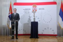 Представљен сребрни свећњак са двора династије Обреновић откупљен на аукцији за Историјски музеј Србије